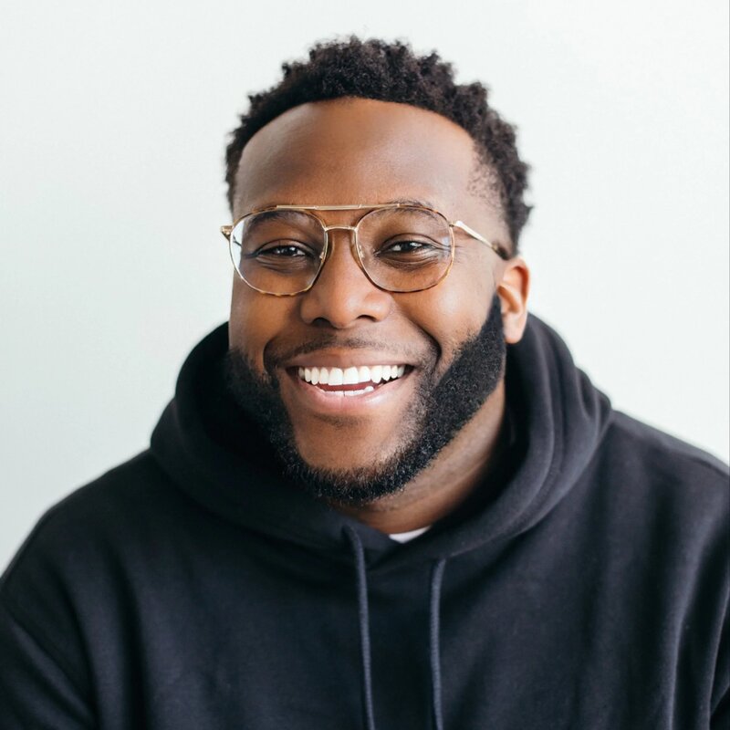 Headshot of Chichi Onyekanne